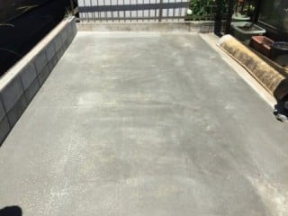 土間コン完了です。