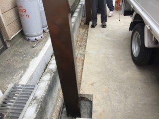 柱、建てていきます。