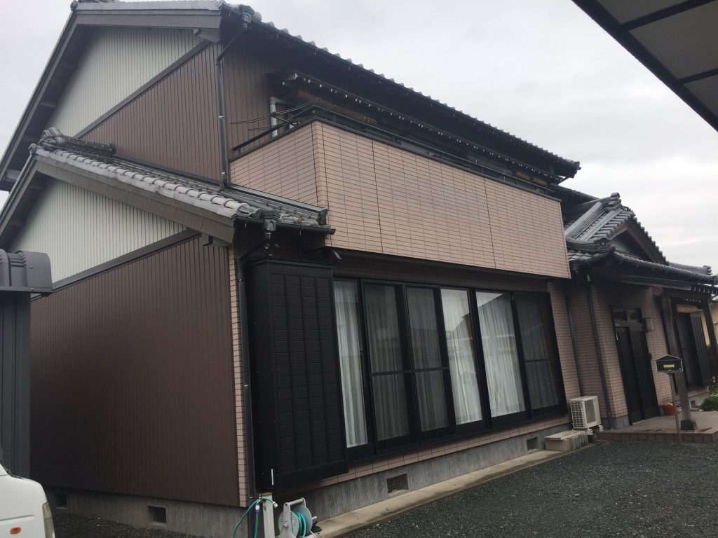 湖西市　外装・屋根・ガレージ塗装T様