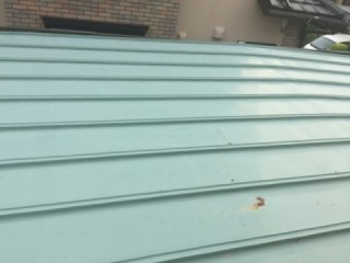 塗装する前の屋根です。