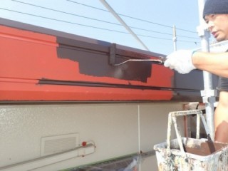 鼻隠しを塗っていきます。