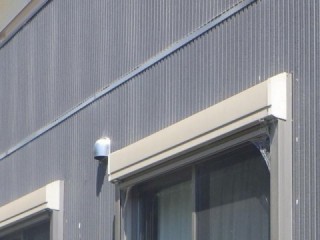 塗装前のシャッターボックスです。