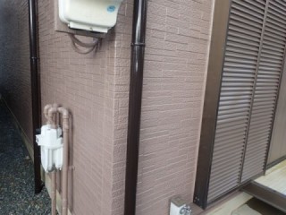 樋、金具部分もきれいに塗装しました。