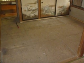 和室は畳を撤去します。