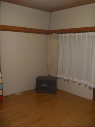 クロスを張って完成です。