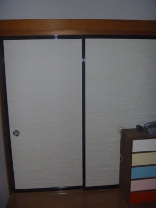 襖の張りが完成しました。