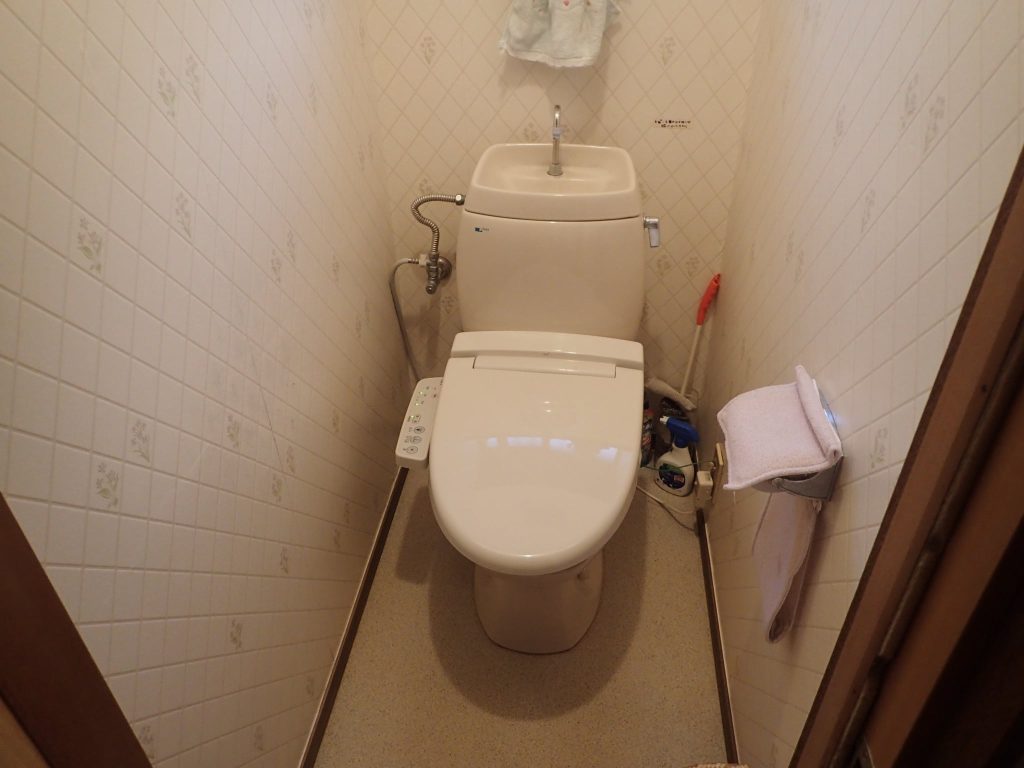 湖西市鷲津　トイレ交換・床リフォームO様