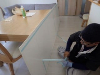 両面テープを剥がし・・・